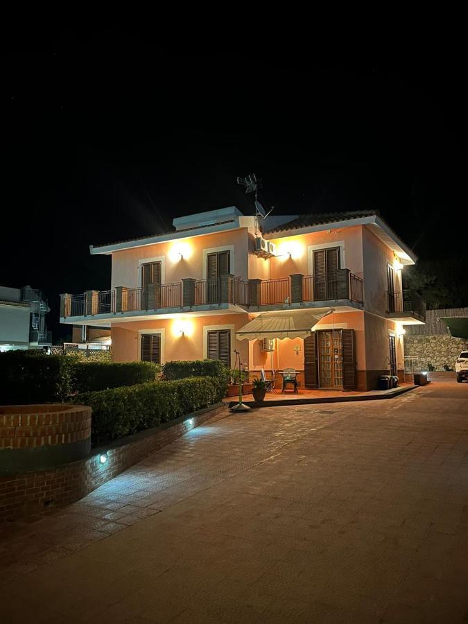 Donnapeppina Siracusa Plemmirio Exterior photo